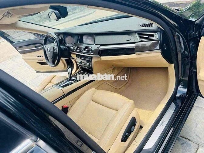 BMW 7 Series 750Li - LCI - V8-4,4L -2015