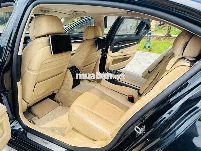 BMW 7 Series 750Li - LCI - V8-4,4L -2015