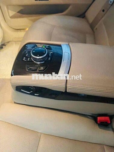 BMW 7 Series 750Li - LCI - V8-4,4L -2015