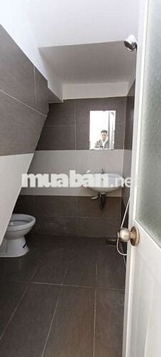 Nhà tân kim xe hơi Sổ Hồng Sẵn