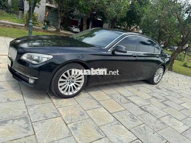 BMW 7 Series 750Li - LCI - V8-4,4L -2015