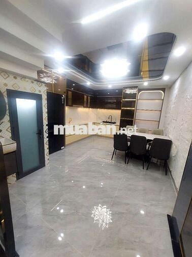 Nhà hương lộ 2 gần ngã 4 bốn xã 4x14m lửng 3 lầu 6pn,6wc nội thất đủ