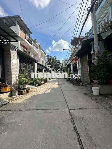 XỊN - SIÊU XỊN- NHÀ NGANG 4.5M 4 TẦNG HẺM 7M NGAY SÁT AEON TÂN PHÚ