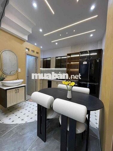 Nhỉnh 7 tỷ nhà 3 tầng, 2 mặt hẻm xe hơi, Trường Thọ DT 70m2, SHR,.