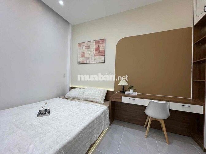 Nhỉnh 7 tỷ nhà 3 tầng, 2 mặt hẻm xe hơi, Trường Thọ DT 70m2, SHR,.