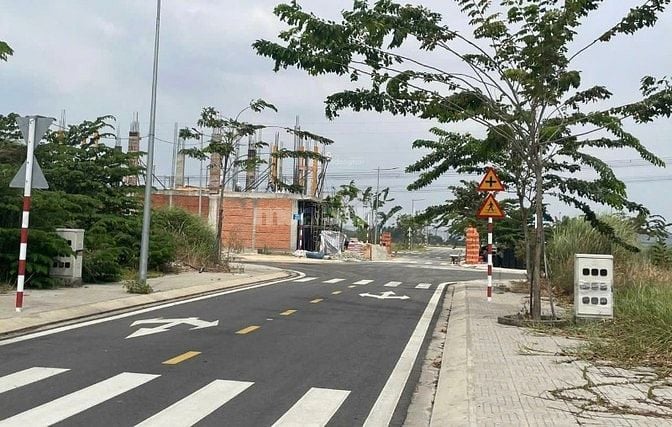 Đất sổ riêng ngay sân bay quốc tế Long Thành , giá rẻ bất ngờ luôn ạ !