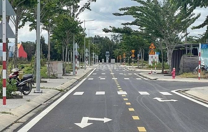 Đất sổ riêng ngay sân bay quốc tế Long Thành , giá rẻ bất ngờ luôn ạ !