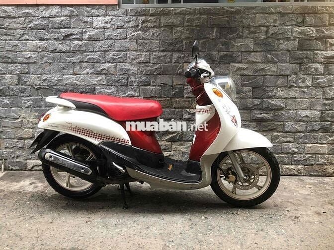 Mio Classico năm 2010 biển An Giang