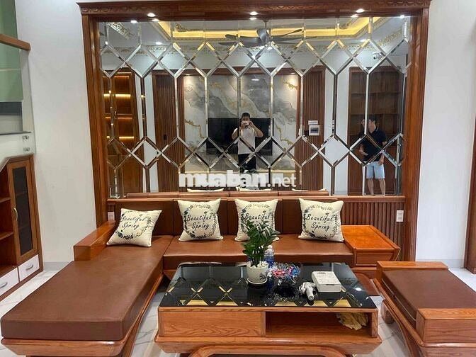 bán nhà chính chủ mặt tiền kinh doanh tại dĩ an bình dương. p đông hoà