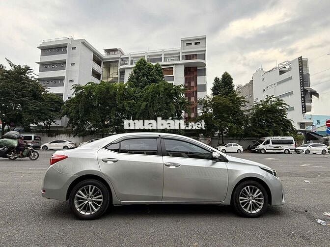 Cần Corolla Alits Xe GĐ ít SD ko KD, xe rất đẹp