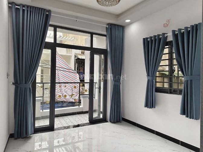 Hẻm Thẳng Cách MT 100m.ngay Trường THPT NGÔ GIA TỰ Bình Đông P15Q8. 