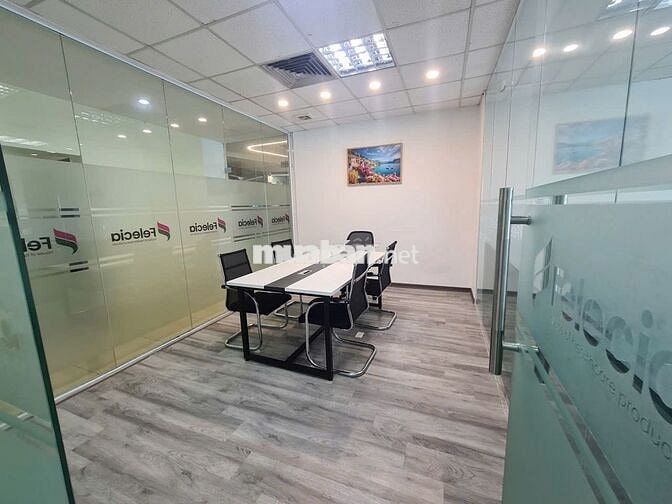 Sang nhượng Văn phòng 36 Hoàng cầu