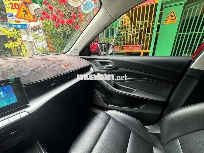 MG MG5 2022 - 10223 km