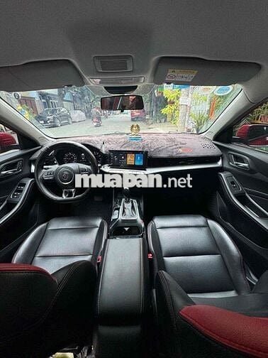 MG MG5 2022 - 10223 km