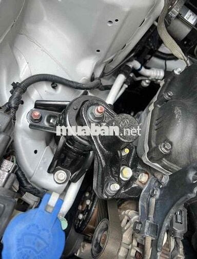 Hyundai Accent 2011 1.4 AT - 221000 km