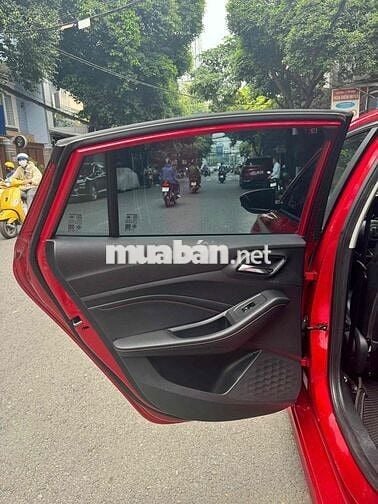 MG MG5 2022 - 10223 km