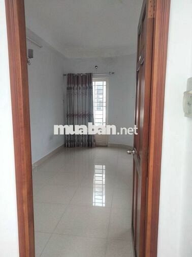 Cho thuê nhà góc 2MT đường Lê Đại Hành, P11, Quận 11, 3pn, 3wc