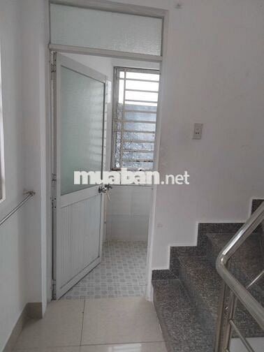 Cho thuê nhà góc 2MT đường Lê Đại Hành, P11, Quận 11, 3pn, 3wc