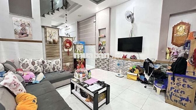 BÁN NHÀ 3 TẦNG – HẺM XE HƠI THÔNG – VỊ TRÍ ĐẸP ĐƯỜNG ĐÔNG BẮC, QUẬN 12