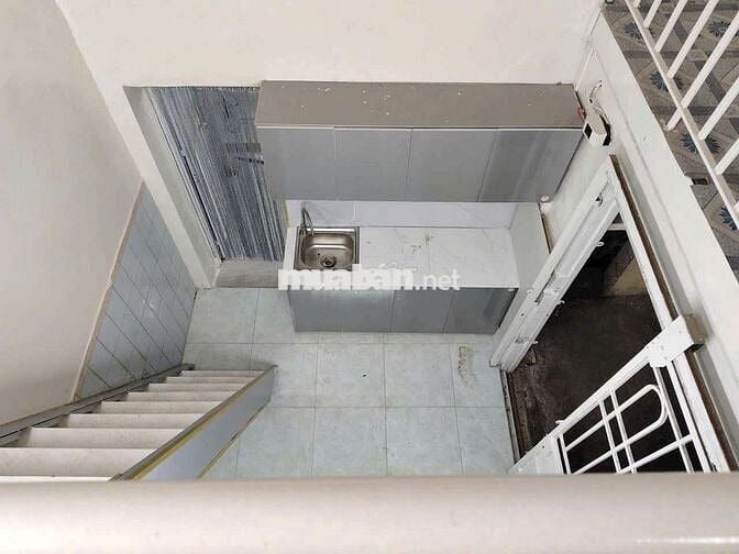 Chung Cư Q5 Tầng Trệt Sát Mặt Tiền Nguyễn Trãi. Giá 1 tỷ 680