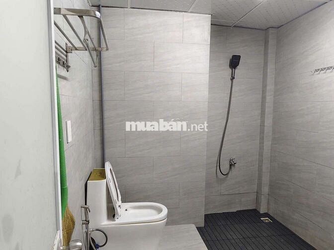 Chung Cư Q5 Tầng Trệt Sát Mặt Tiền Nguyễn Trãi. Giá 1 tỷ 680