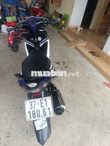 Exciter 135 ngoại hình đẹp đời 2013 máy chạm chất