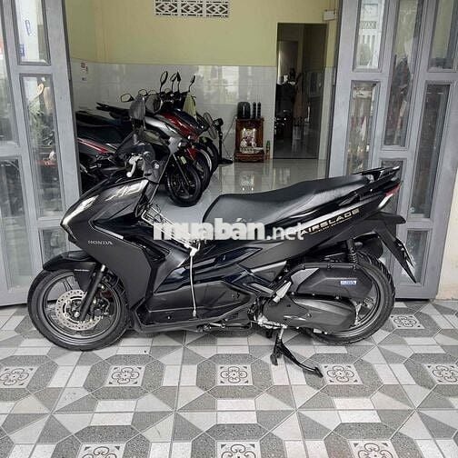 AB 4val 125cc/2024 ĐEN ĐB, 6k km, bstp chính chủ