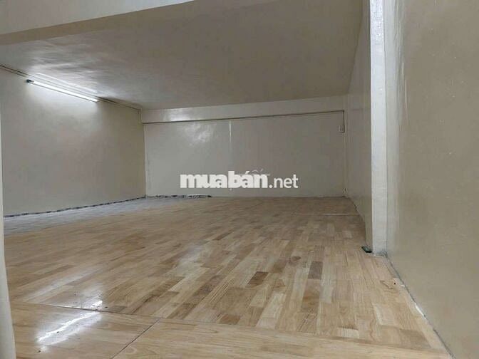 Chung Cư Q5 Tầng Trệt Sát Mặt Tiền Nguyễn Trãi. Giá 1 tỷ 680