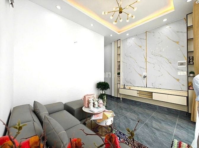 Bán nhà mới trong hẻm 81 trương định
