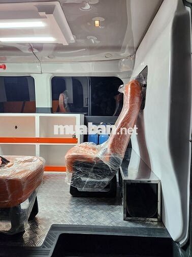 Ford Transit 2025 Cứu Thương