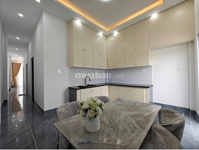Bán nhà mới trong hẻm 81 trương định