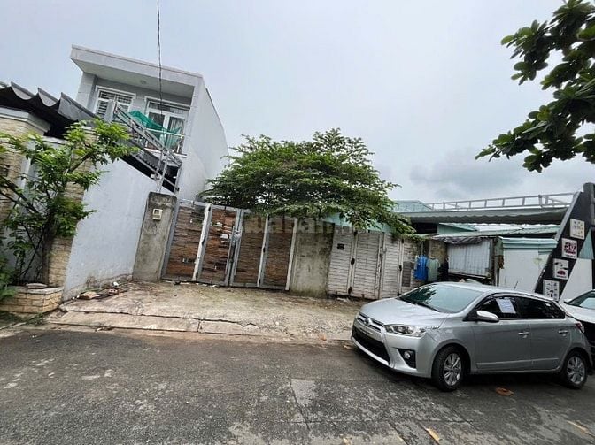 Bán đất xây CHDV phường Thảo Điền, Quận 2, DT 8,5 x 25m. Giá 160tr/m2