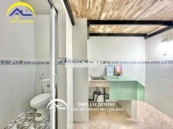 DUPLEX GÁC CAO BAN CÔNG MÁY LẠNH - MỚI XÂY RỘNG RÃI MẶT TIỀN THẠCH LAM