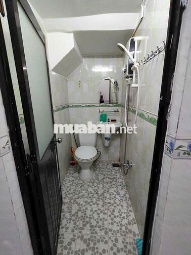 CHO THUÊ NHÀ HẺM 3 GÁC, 2 XET, NƠ TRANG LONG Q.BINH THANH