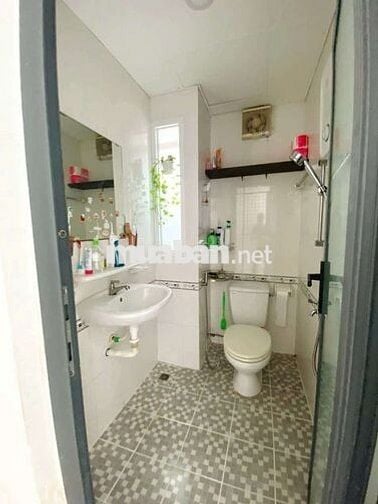 CHUNG CƯ 2PN, 2WC,  NHÀ ĐẸP FULL NỘI THẤT