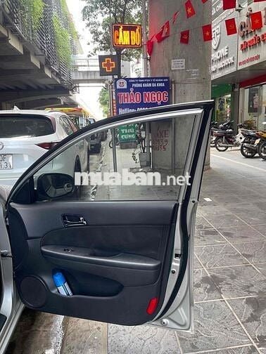 Hyundai i30 2009 1.6 AT - 140000 km