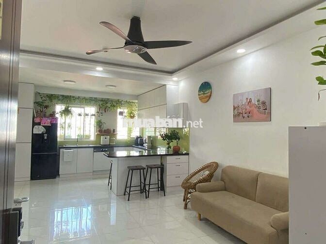 CHUNG CƯ 2PN, 2WC,  NHÀ ĐẸP FULL NỘI THẤT