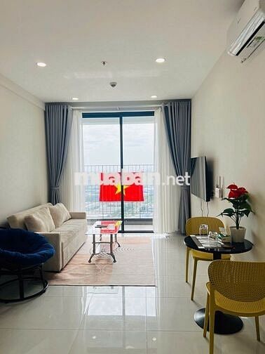 CĂN 1PN NỘI THẤT CAO CẤP Ở THE EMERALD GOLF VIEW CHỈ 8 TRIỆU/THÁNG!!!