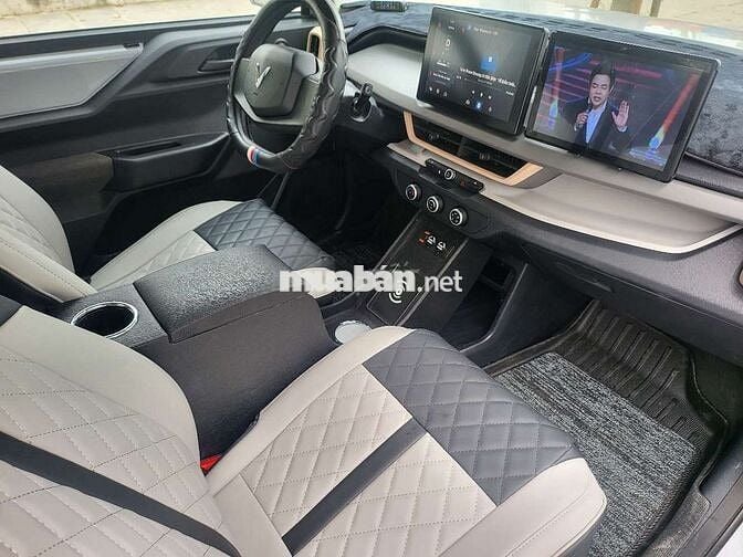 Bán VF3 2025 mua pin lên nhiều đồ