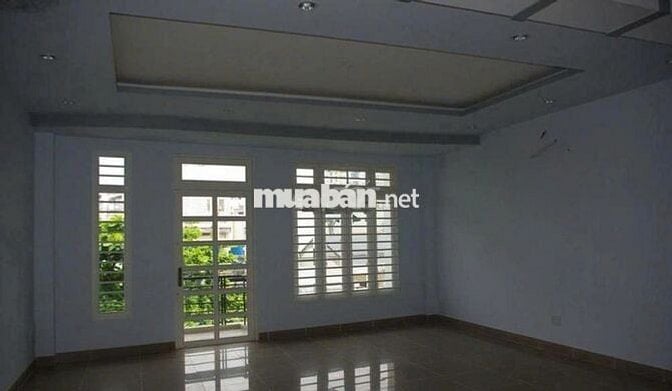 Cho thuê nhà mặt tiền đường Trương Công Định, 6x18 trệt 2 lầu