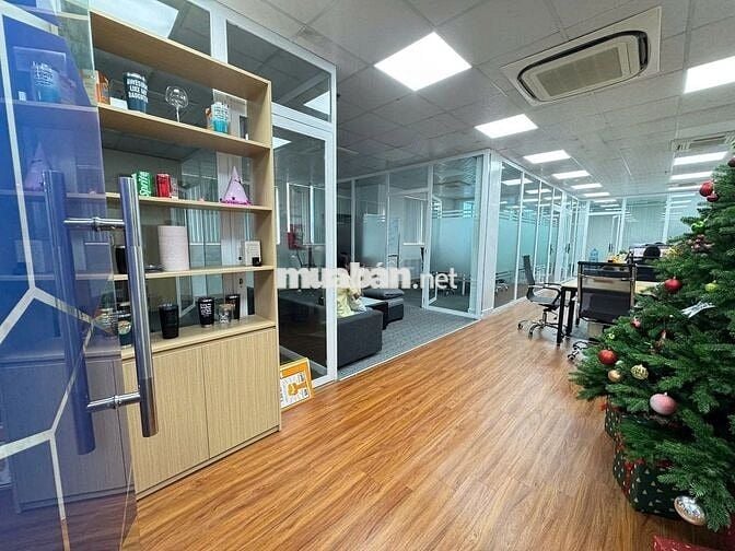 Cho thuê văn phòng đường Lê Văn Duyệt, dt 150m²