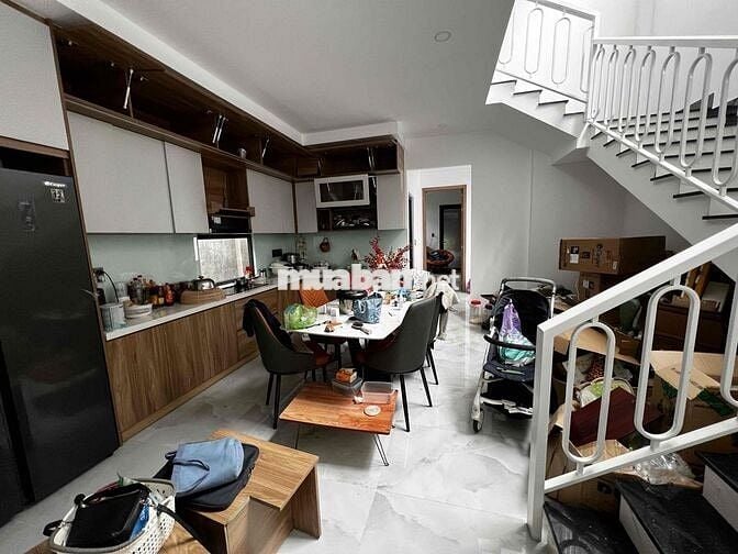 Bán nhà villa hồ bơi sổ hồng riêng thổ cư 150m2 chính chủ đăng bán