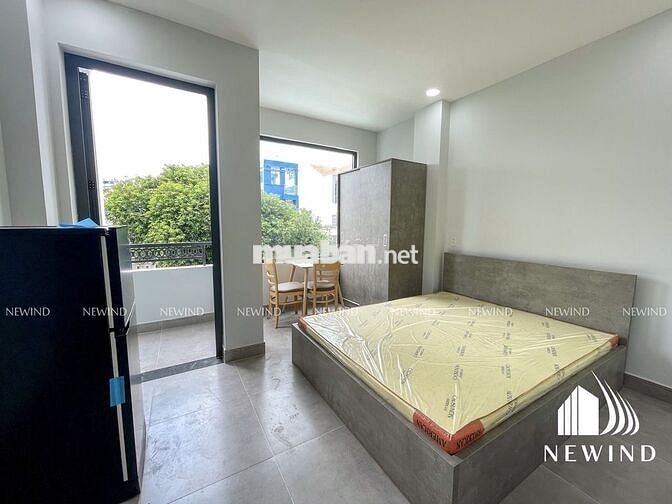 CHO THUÊ CĂN HỘ ĐẸP TẠI QUẬN 7 – BAN CÔNG THOÁNG MÁT, FULL NỘI THẤT