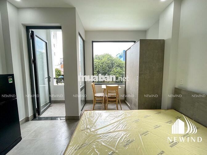 CHO THUÊ CĂN HỘ ĐẸP TẠI QUẬN 7 – BAN CÔNG THOÁNG MÁT, FULL NỘI THẤT