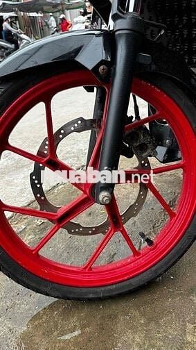 Suzuki Raider fi 2018 đen đỏ ( hỗ trợ góp )