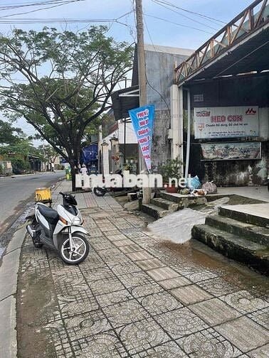 Chính chủ đi nước ngoài mới về cần bán nhà mặt tiền Nguyễn Bình