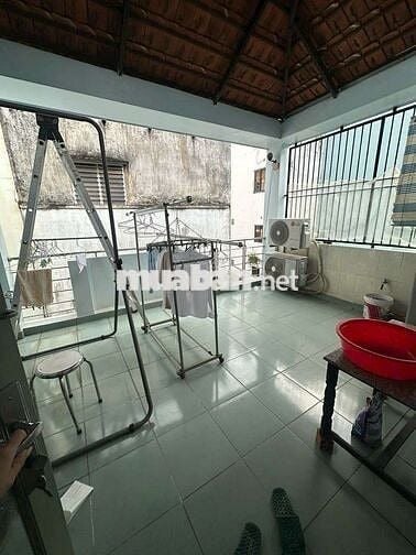 Nhà 4 Tầng Chiều Ngang Khủng Sát Mặt Tiền Phan Văn Trị Q5. Giá 5tỷ880