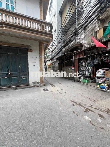 Nhà phân lô 6 tầng thang máy - Bùi Xương Trạch 35m2 ,Mt 3m giá 9,8 tỷ