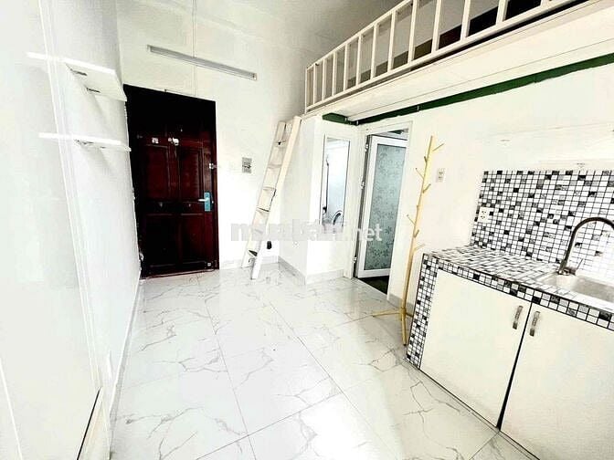 CHDV DUPLEX HSSV FULL NỘI THẤT CỬA SỔ, BAN CÔNG NGAY CÔNG VIÊN LÀNG H