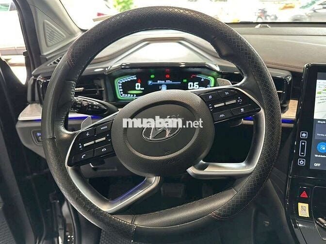Hyundai Custin 2024 2.0T Premium Đen- 53,000 km